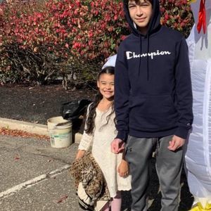 Meet your Posher, Maria